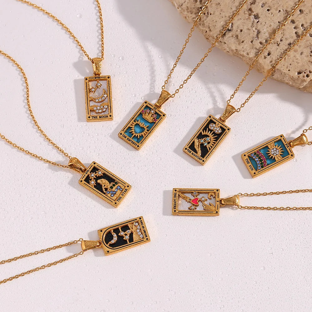 Tarots card necklaces